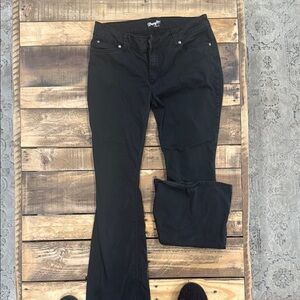 Wrangler Women's Classic Black Flare Pants